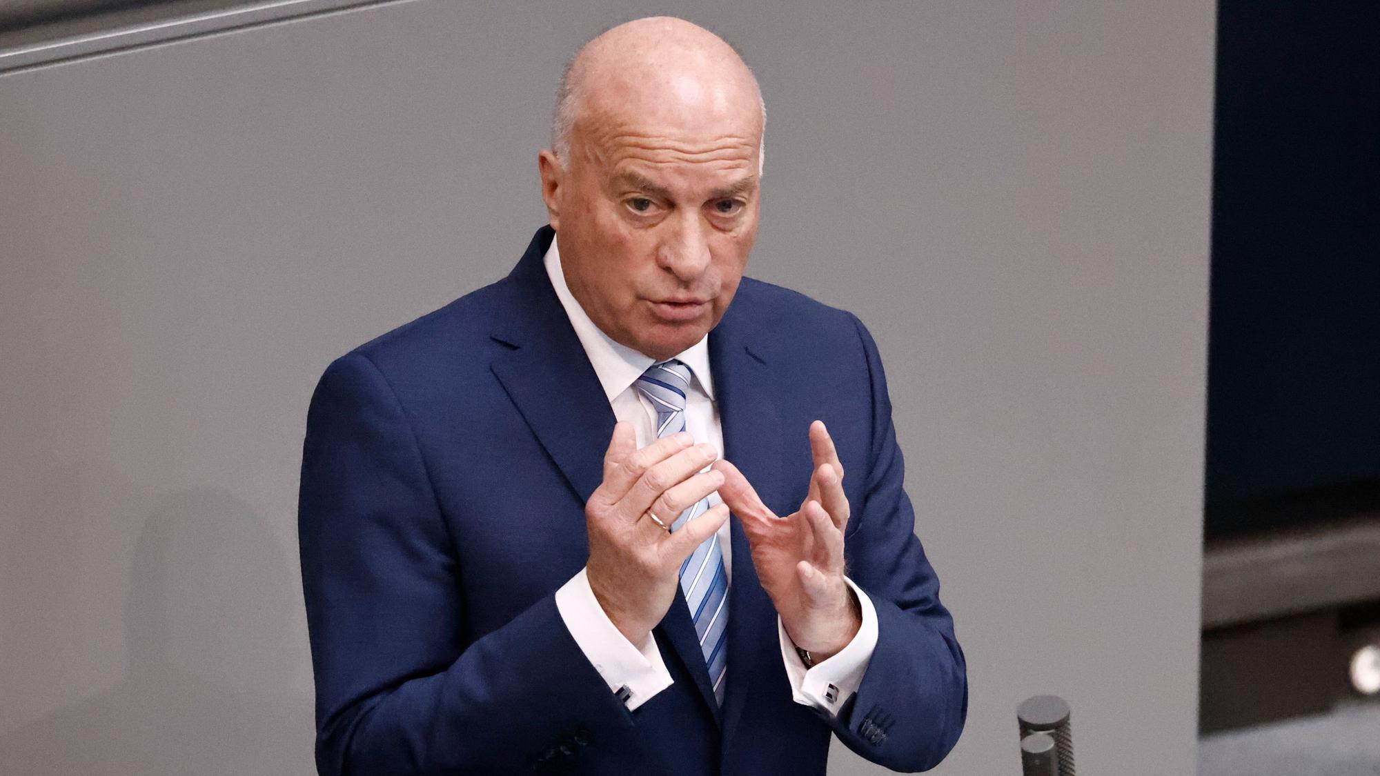 Rüdiger Lucassen (AfD) spricht im Deutschen Bundestag.