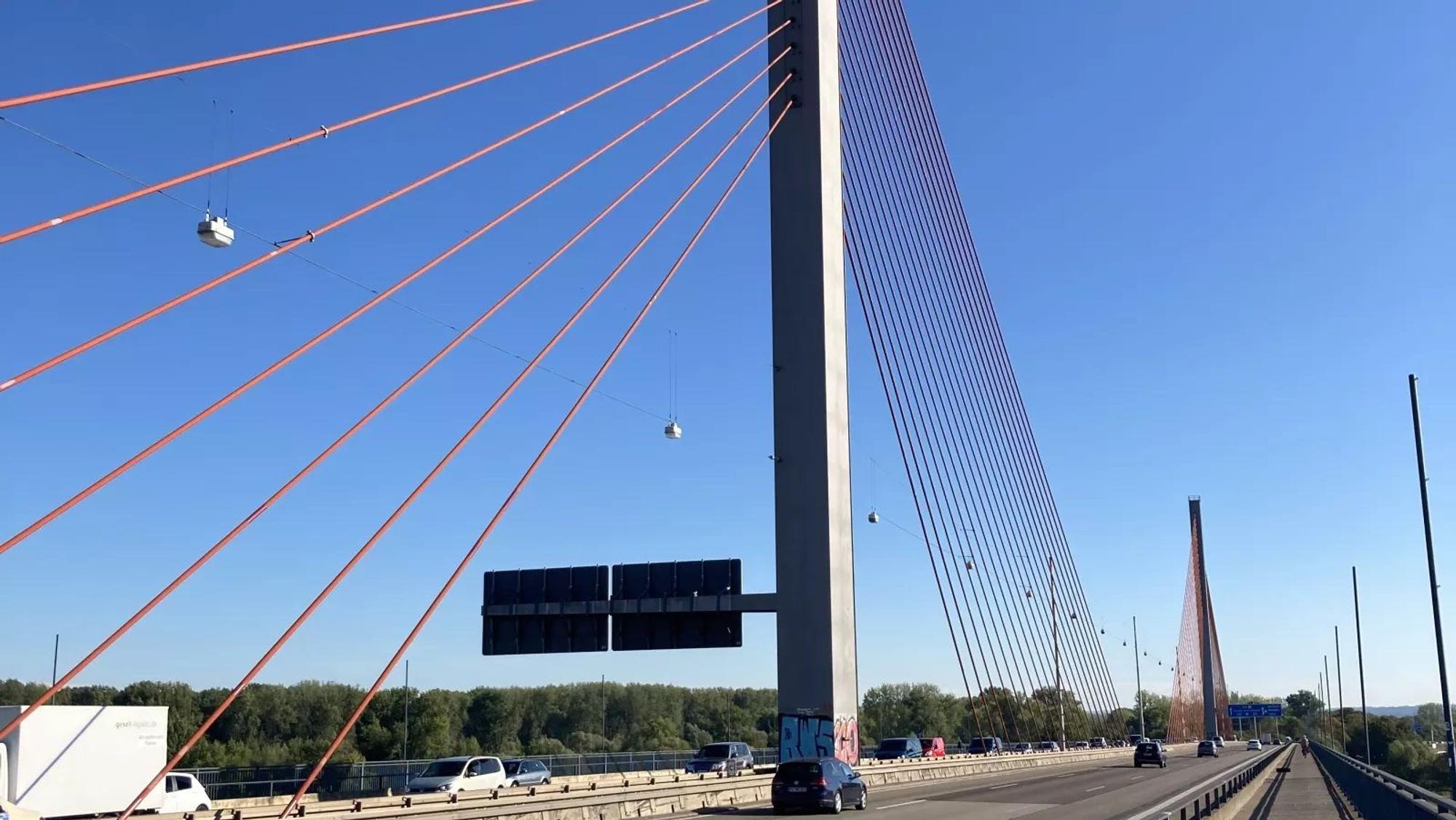 Die Bonner Nordbrücke
