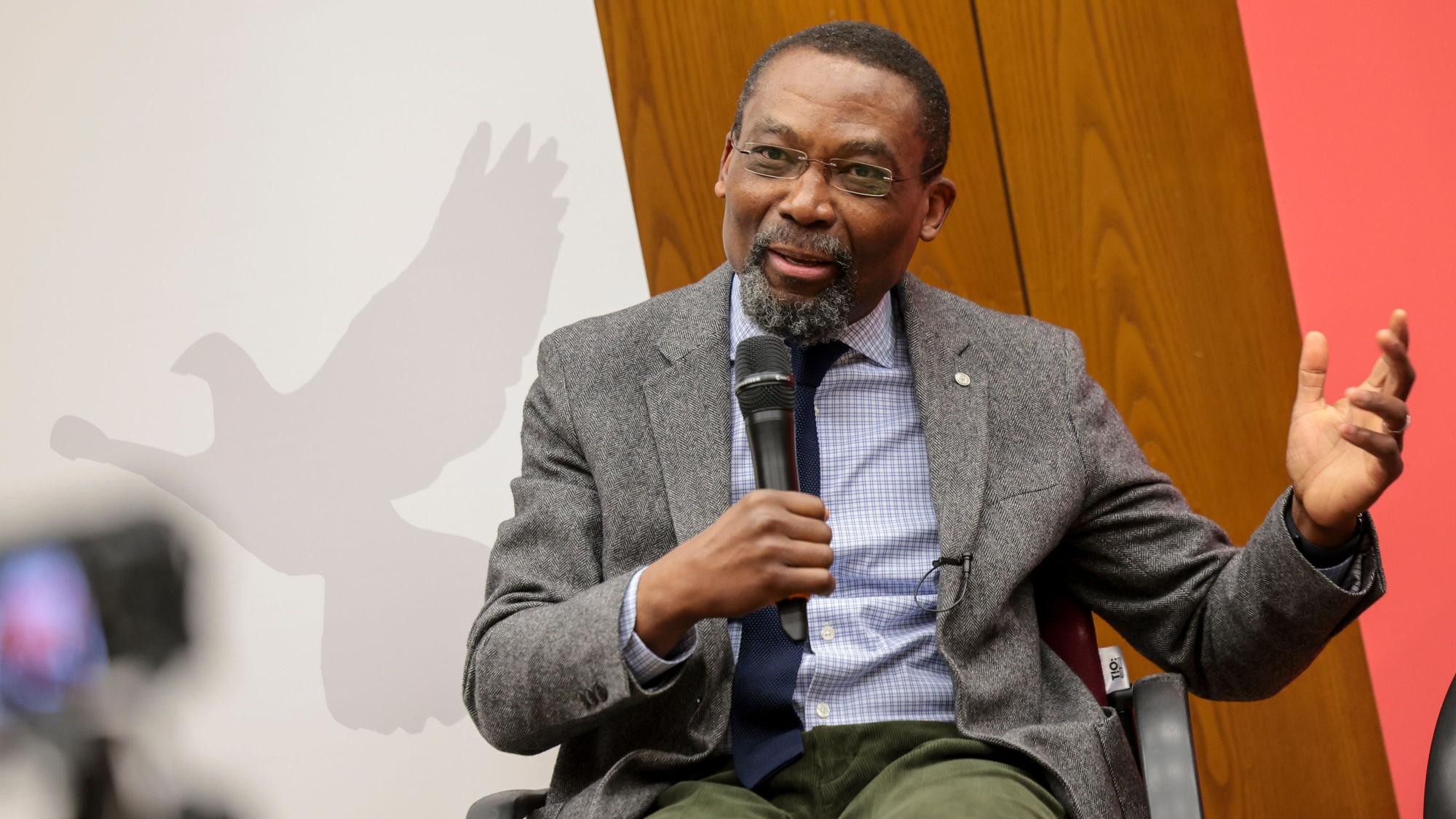 Chile Eboe-Osuji, ehemaliger Präsident des Internationalen Strafgerichtshofs in Den Haag, an der Uni Köln
