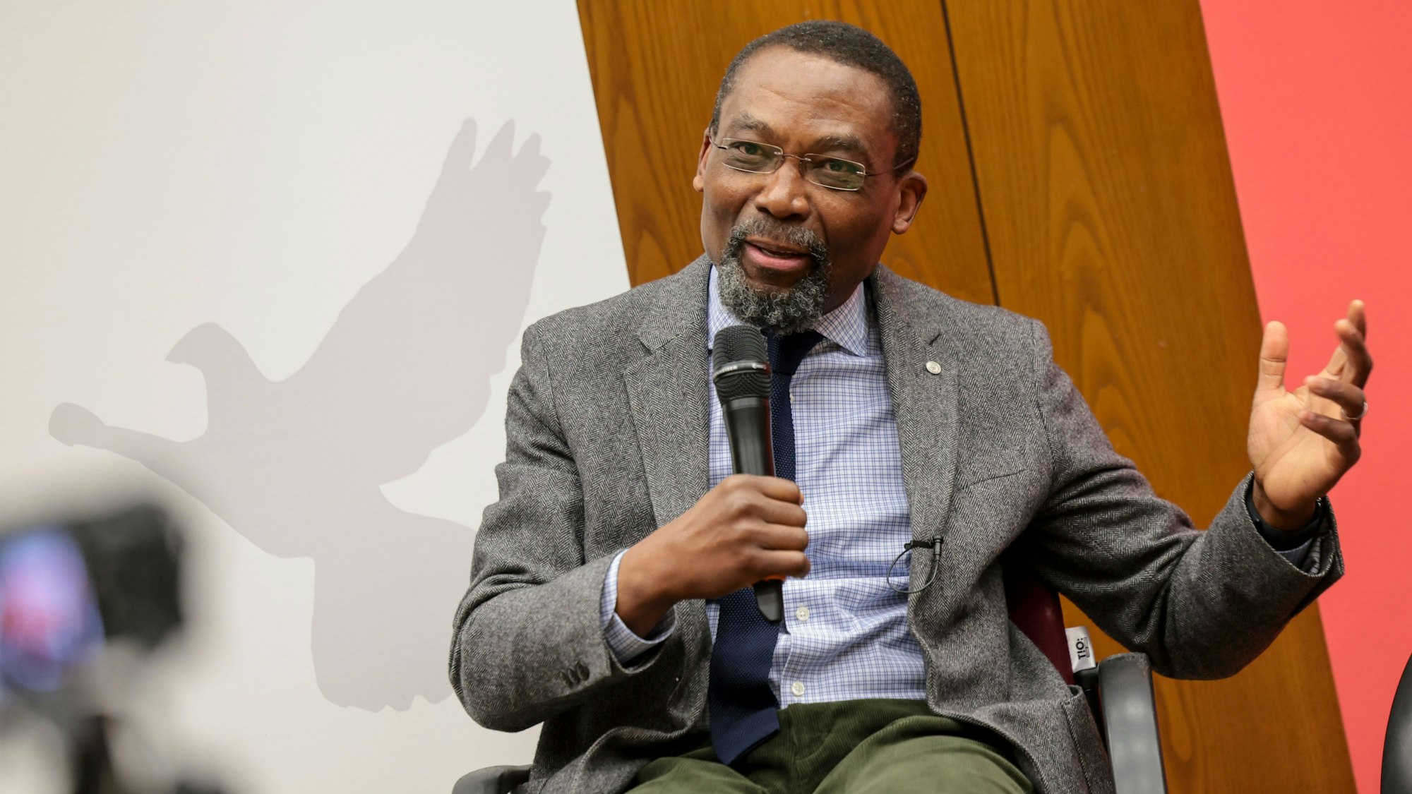 Chile Eboe-Osuji, ehemaliger Präsident des Internationalen Strafgerichtshofs in Den Haag, an der Uni Köln