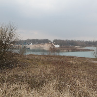 Die Rohstoffvorräte in der Niederkasseler Kiesgrube sind erschöpft. Das Unternehmen möchte das Areal deshalb um rund zehn Hektar erweitern.