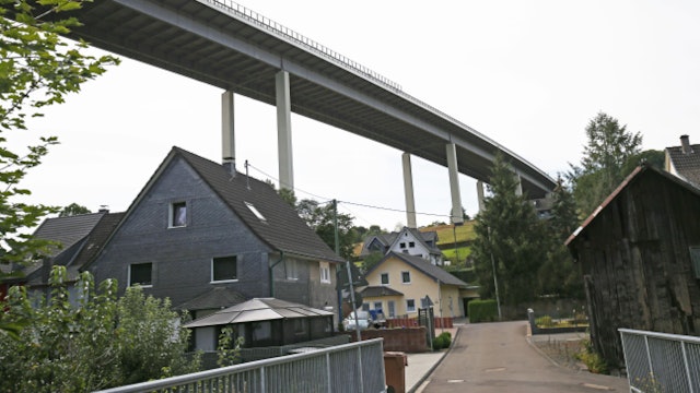 Blick auf die Wiehltalbrücke, von Weiershagen aus.