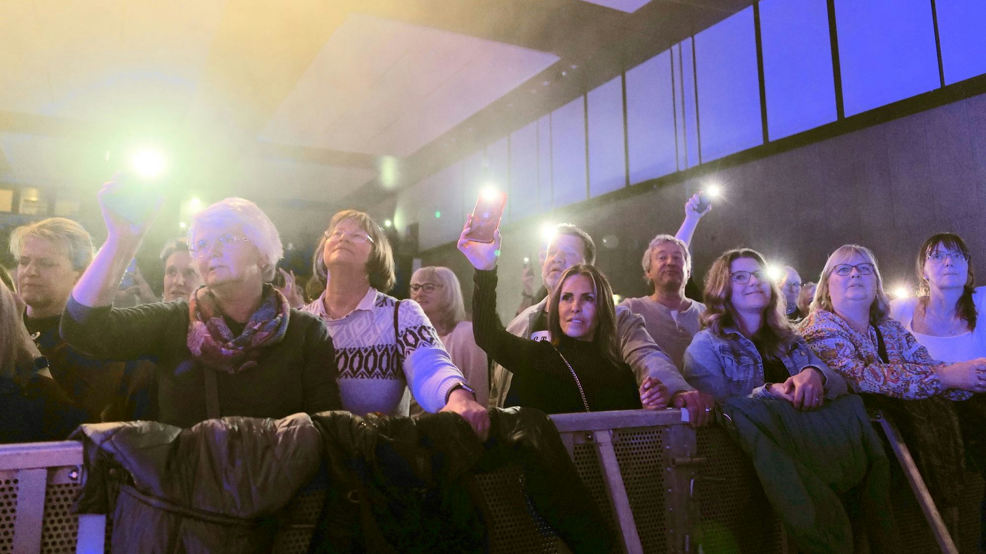 Hausmarke-Konzert zum 25. Bestehen der Band im Rhein-Sieg-Forum in Siegburg.