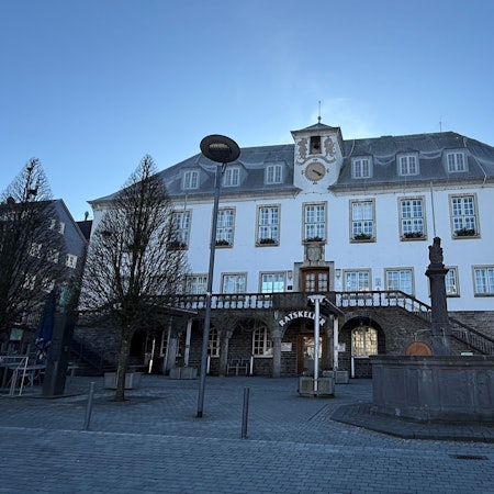 Das Wipperfürther Rathaus.