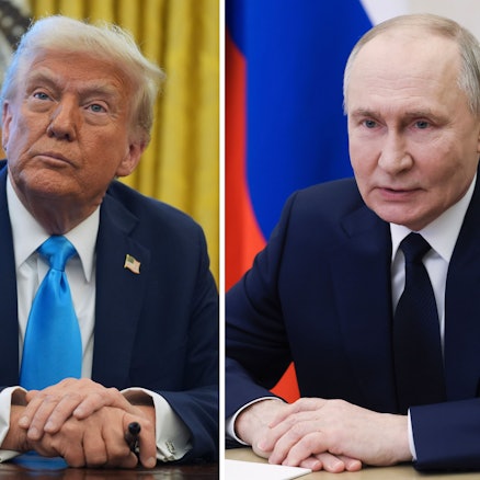 Die Kombo aus Archivbildern zeigt US-Präsident Donald Trump (l) im Oval Office des Weißen Hauses am 04.02.2025 und den russischen Präsidenten Wladimir Putin im Kreml, als er an einer Sitzung des Sicherheitsrates per Videokonferenz am 07.03.2025 teilnimmt.