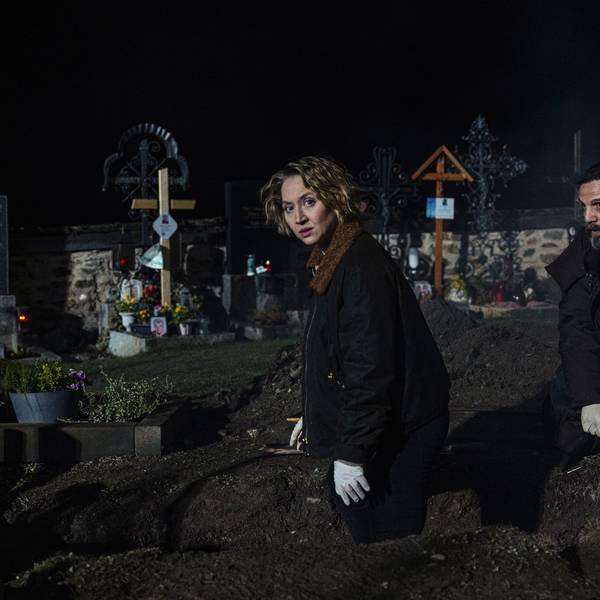 Anna Maria Mühe as Blum and Yousef Sweid as Reza on the set of Totenfrau S2, Courtesy of Netflix 2025