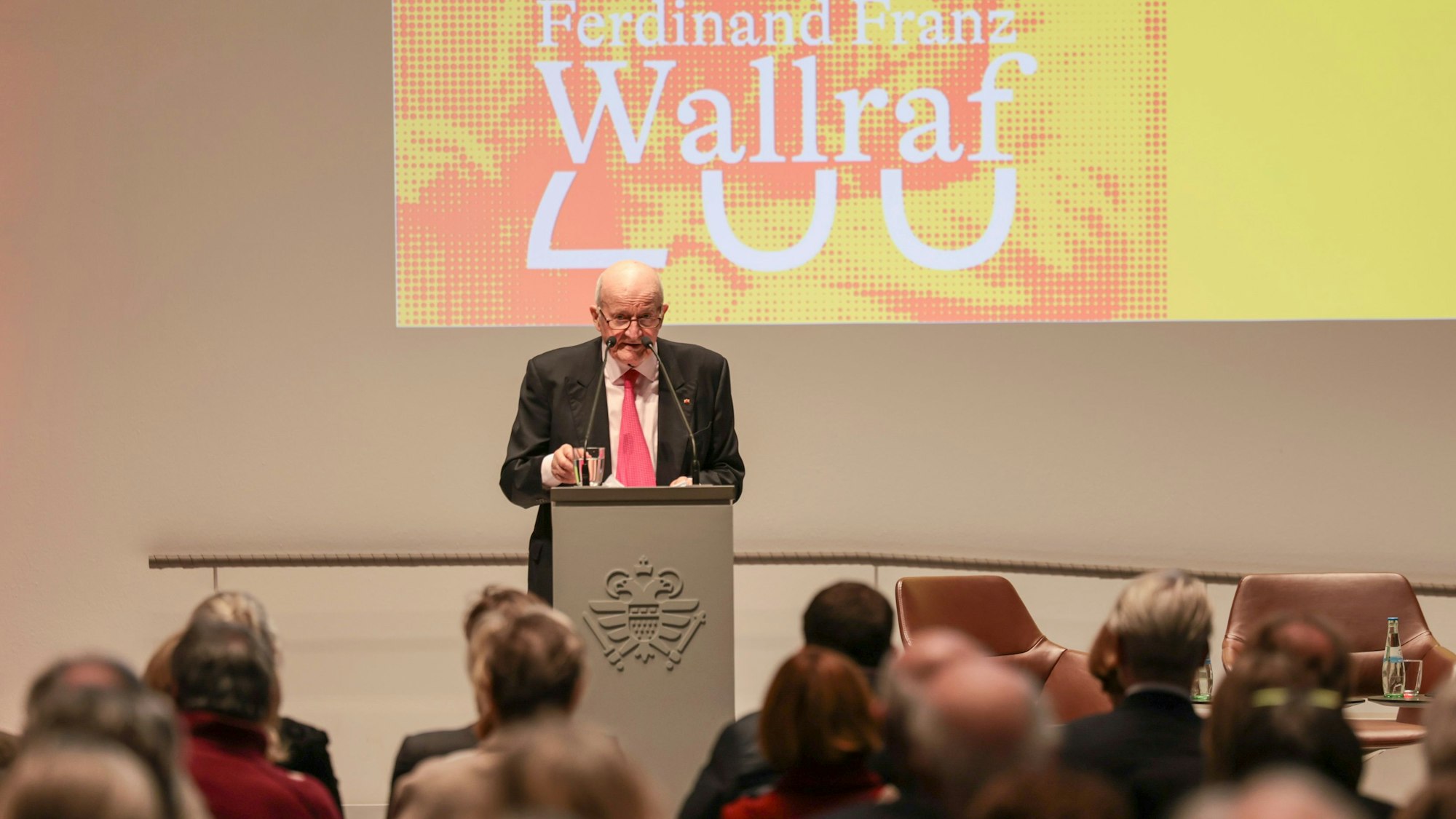 Kleine Seitenhiebe setzte Peter Jungen gegen die Stadt.