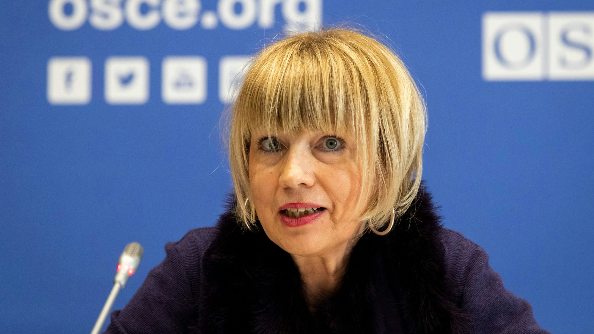 Helga Maria Schmid, Generalsekretärin der Organisation für Sicherheit und Zusammenarbeit in Europa (OSZE), spricht während einer Pressekonferenz. (Archivbild)
