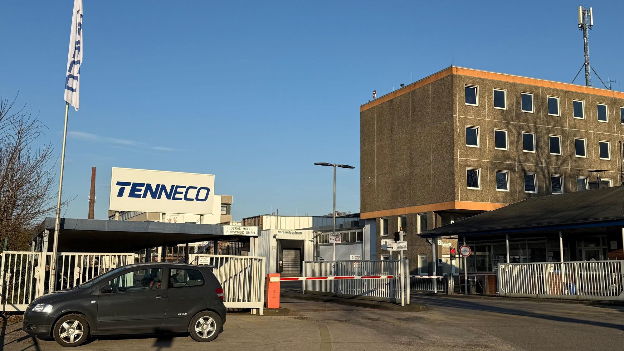 Blick auf das Werk 2 von Tenneco in Burscheid