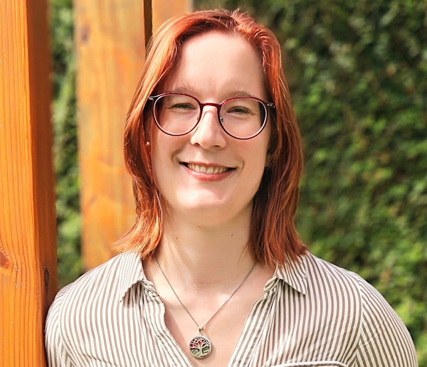 Eine Machbarkeitsstudie kommt zu dem Ergebnis, dass eine Sanierung des Troisdorfer Rathauses machbar und sinnvoll ist. "Bauen im Bestand", vorher Rückbau bis auf den Rohbau. Tragwerk ist aber in Ordnung