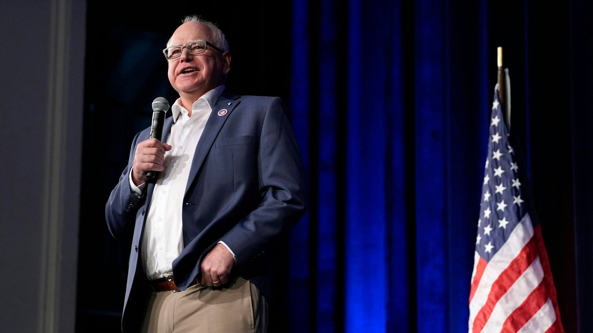 Tim Walz, Gouverneur von Minnesota, spricht bei einer Veranstaltung in Des Moines, Iowa. (Archivbild)