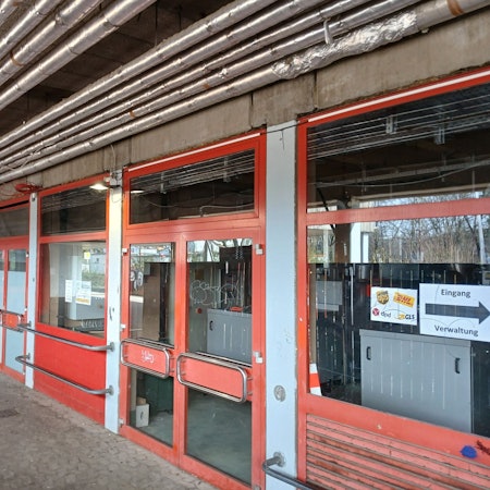 Schulzentrum Neuenhof, Mensagebäude