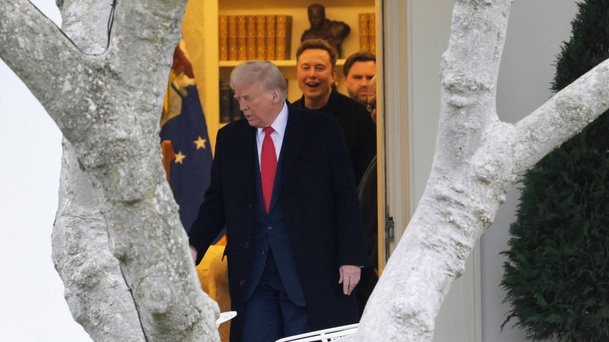 Laut einem Bericht der New York Times ist Donald Trump bereit, streng geheime Informationen zu einer möglichen Auseinandersetzung mit China mit Elon Musk zu besprechen. (Archivbild)