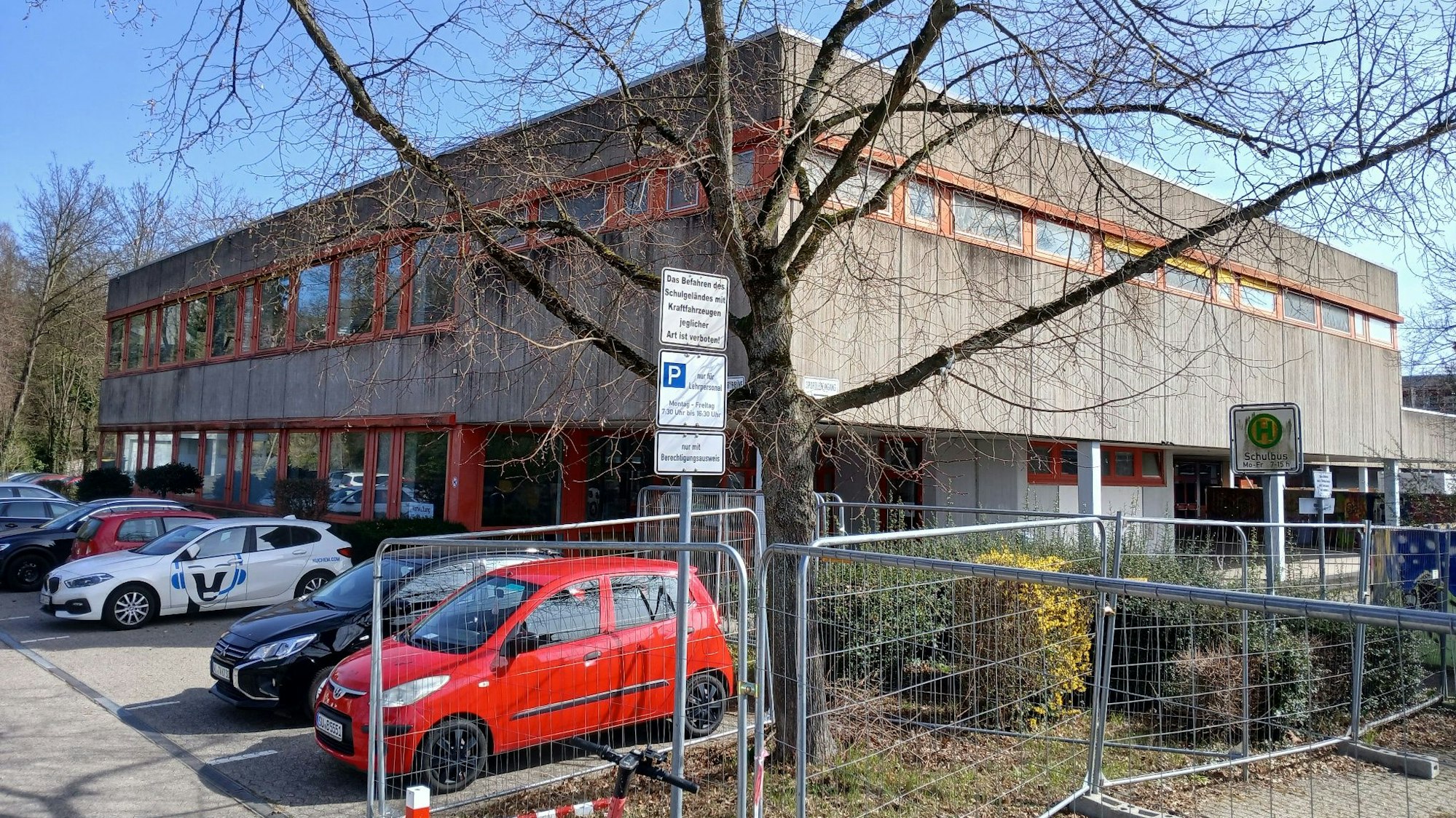 Um die Nutzung des Mensagebäudes entbrennt neuer Streit.