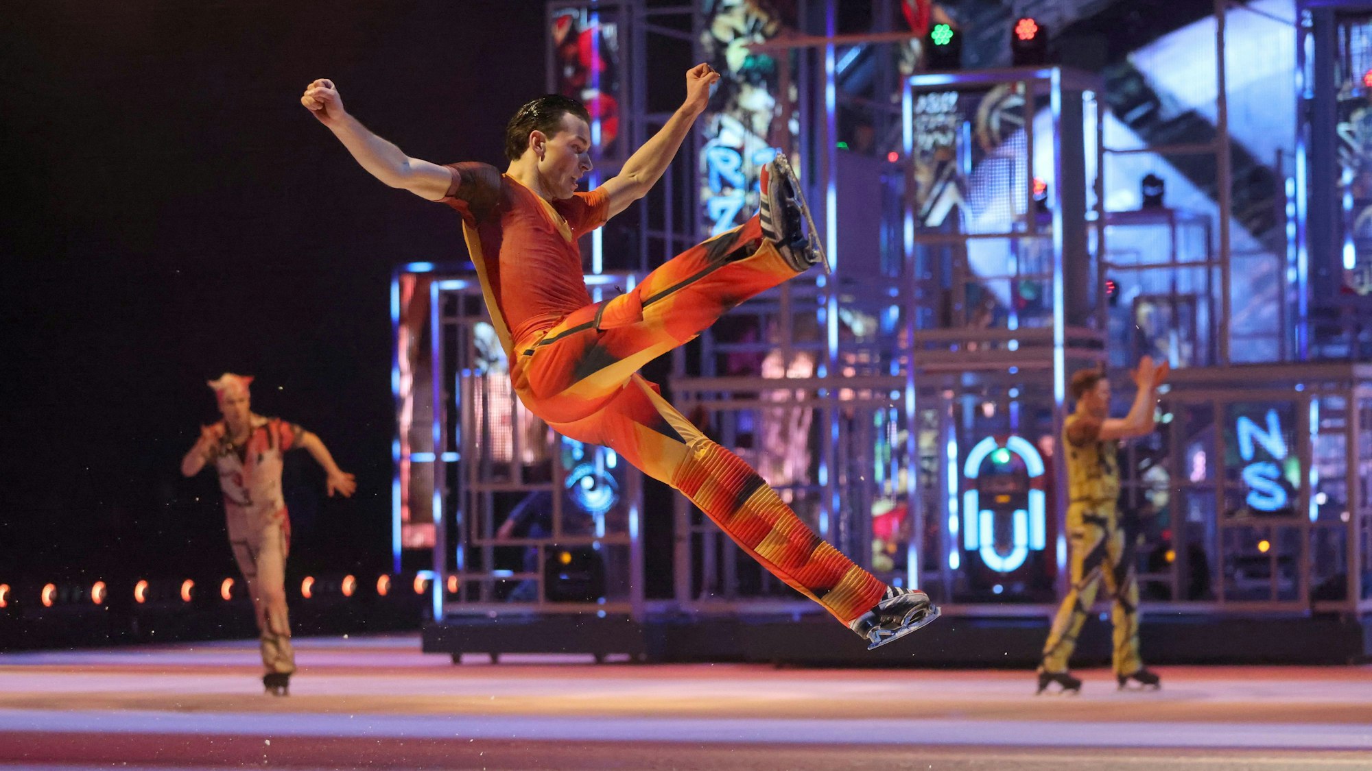 Seit über 80 Jahren begeistert „Holiday on Ice“ ein weltweites Publikum mit ausgefallenen Choreografien.