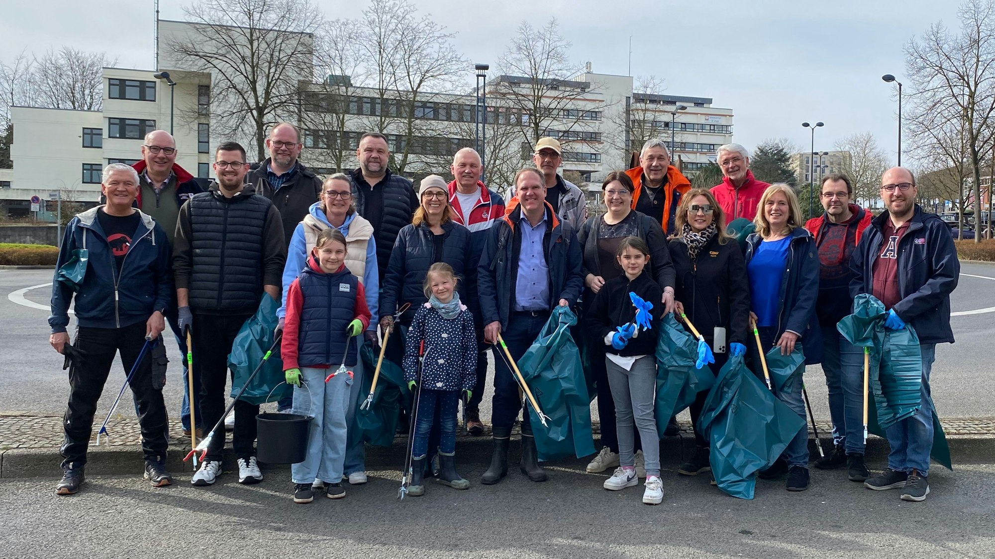 Für ein schönes Hürth beteiligten sich wieder zahlreiche Bewohnerinnen und Bewohner beim Frühjahrsputz.