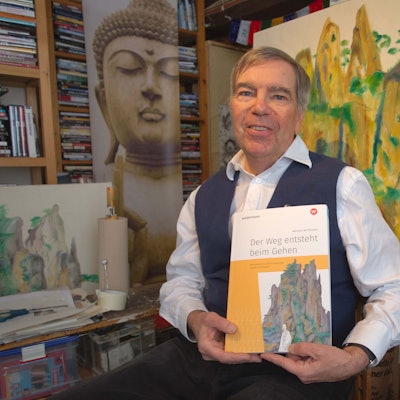 Das Foto zeigt Michael Wittschier, Experte für
daoistische Philosophie.