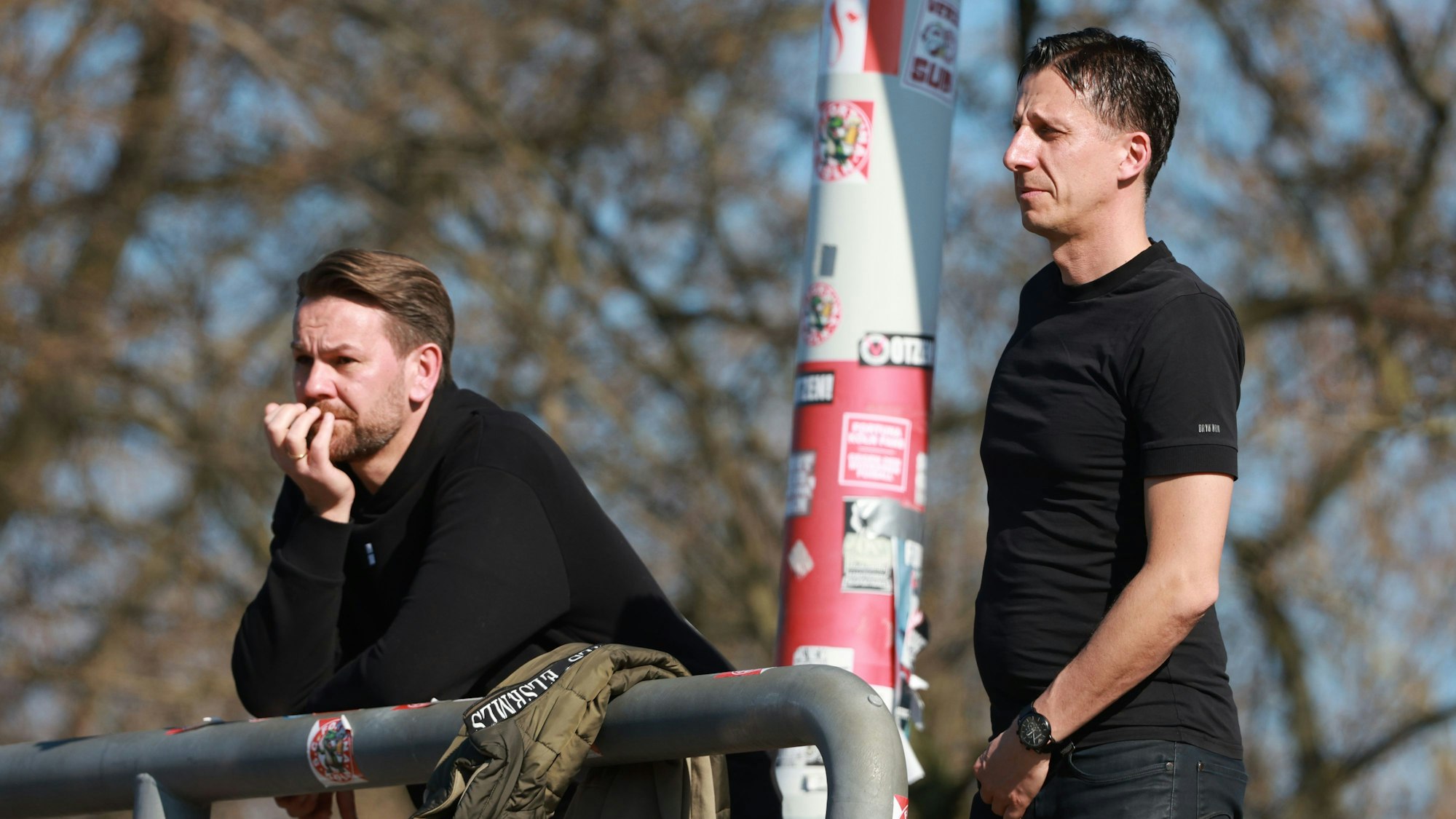 Testspiel im Südstadion, 1. FC Köln vs. SC Verl, von links: Thomas Kessler, Christian Keller (1. FC Köln), 20.03.2025, Bild: Herbert Bucco