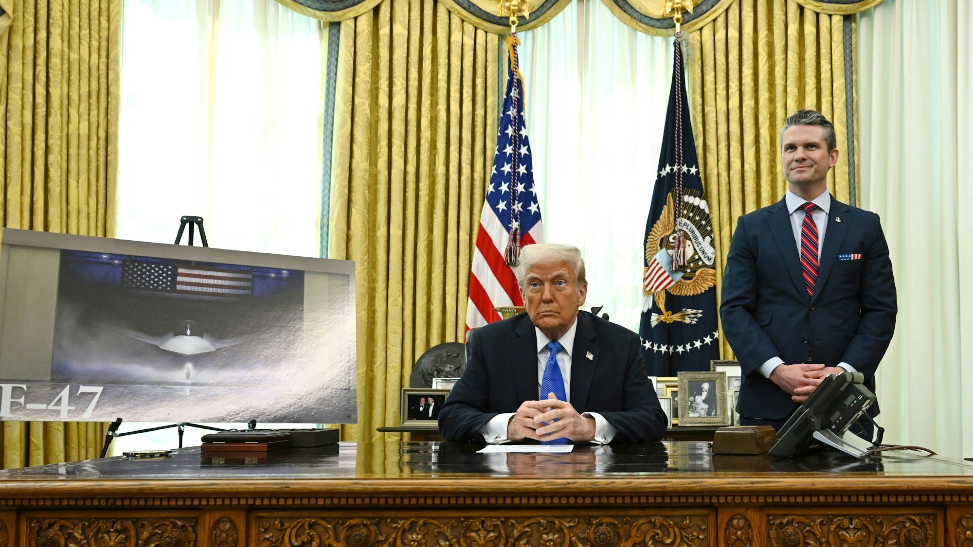 US-Präsident Donald Trump und Verteidigungsminister Pete Hegseth