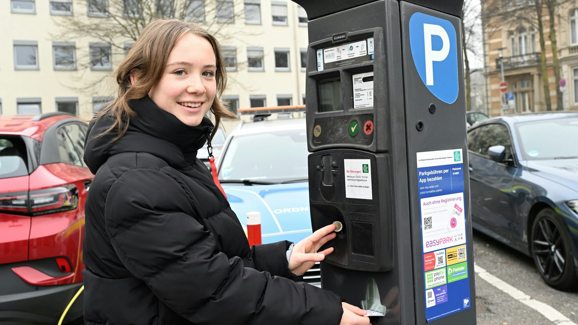 Das Foto zeigt einen Parkscheinautomaten in Bergisch Gladbach