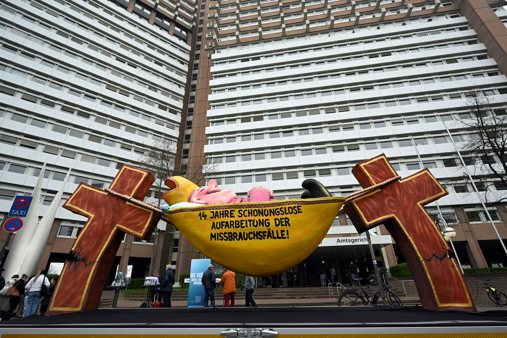 Es werden zwei Verfahren gegen die katholische Kirche verhandelt.