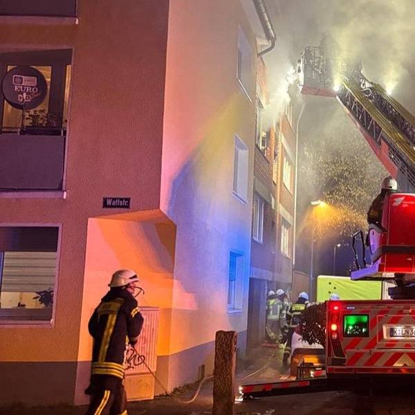 Die Kölner Feuerwehr war am Dienstagabend in Humboldt-Gremberg im Einsatz.