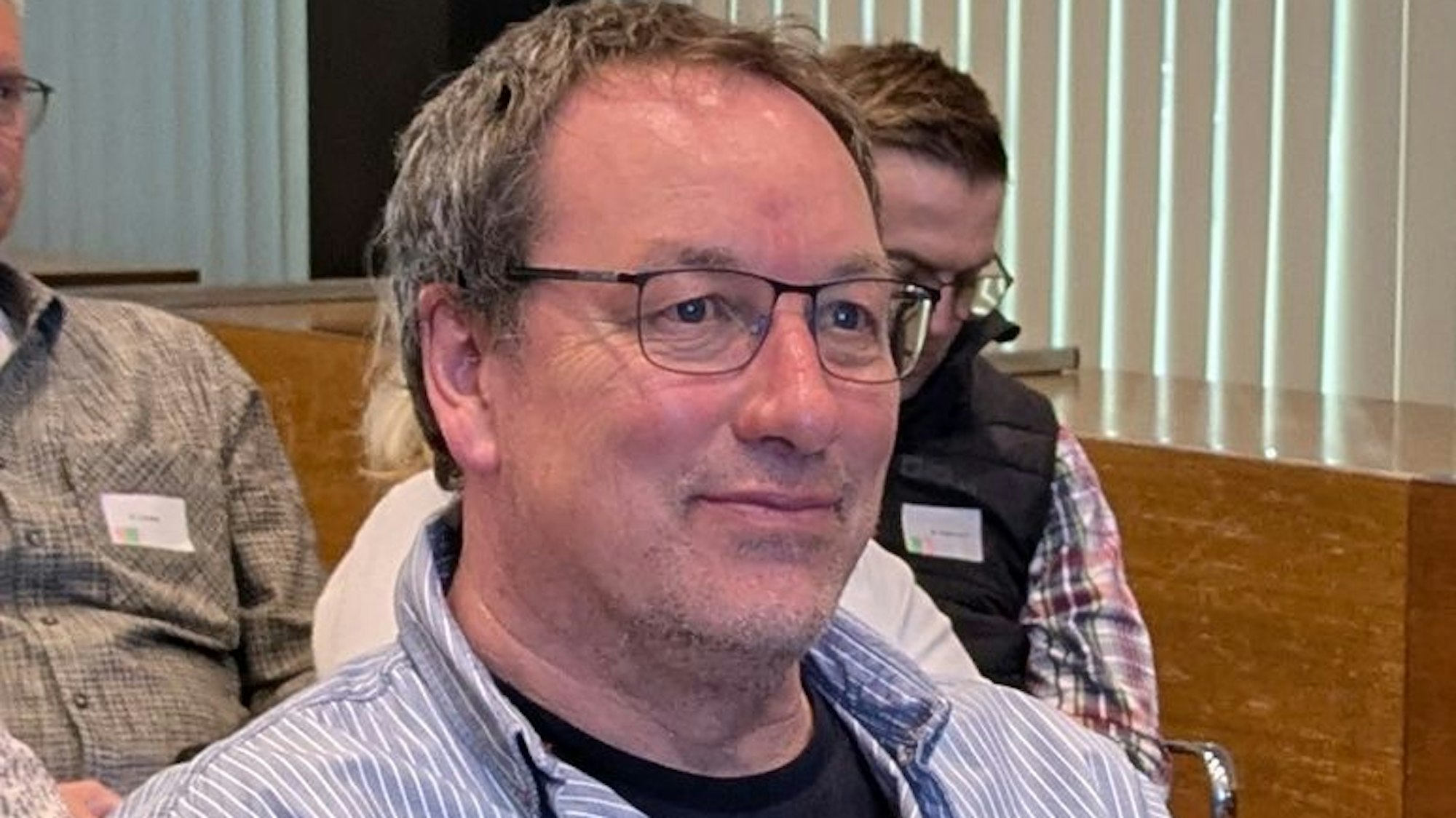 Porträtbild von Rainer Brück.