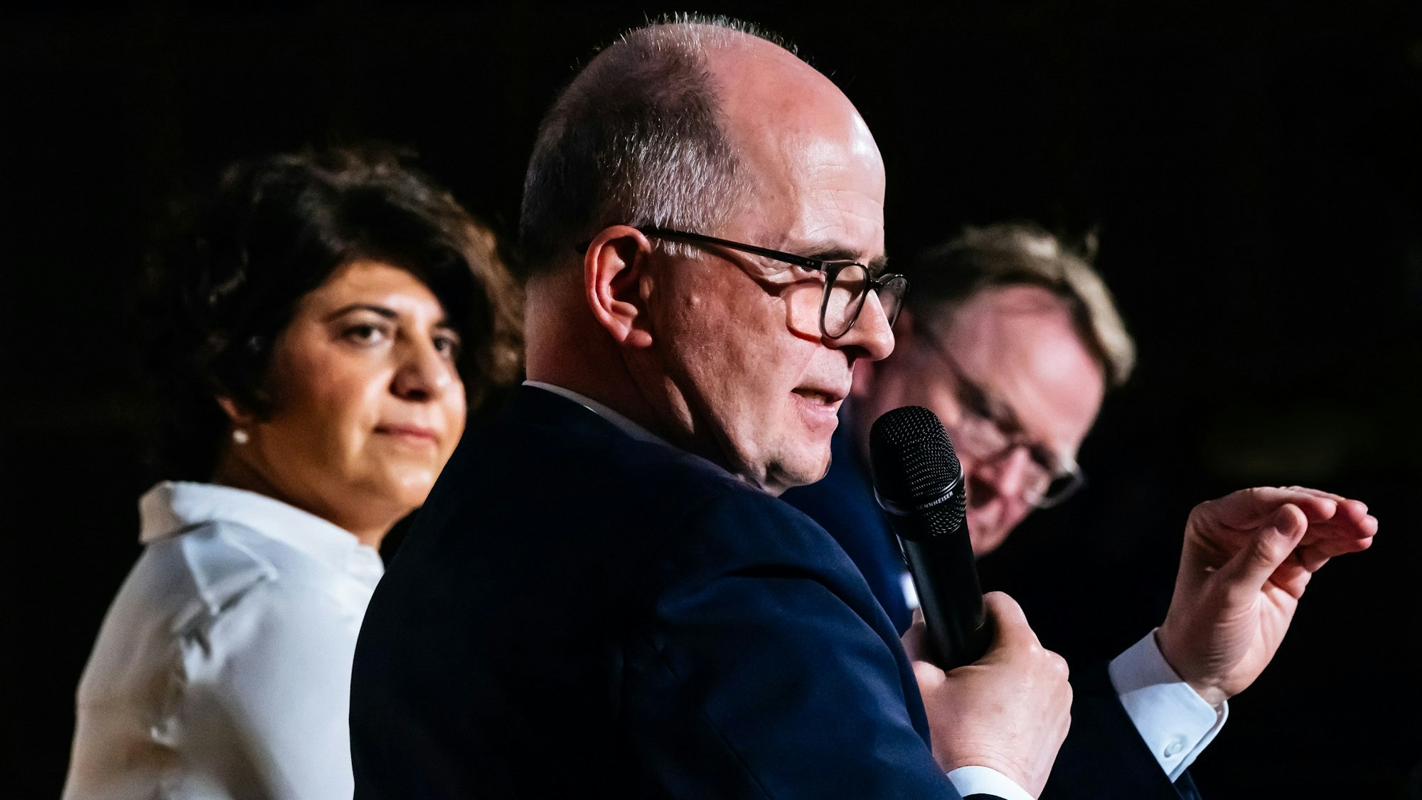 Vorstellung der OB-Kandidierenden im Wallraf-Richartz-Museum: Markus Greitemann (CDU), Berivan Aymaz (Bündnis 90/Die Grünen) und Torsten Burmester (SPD)