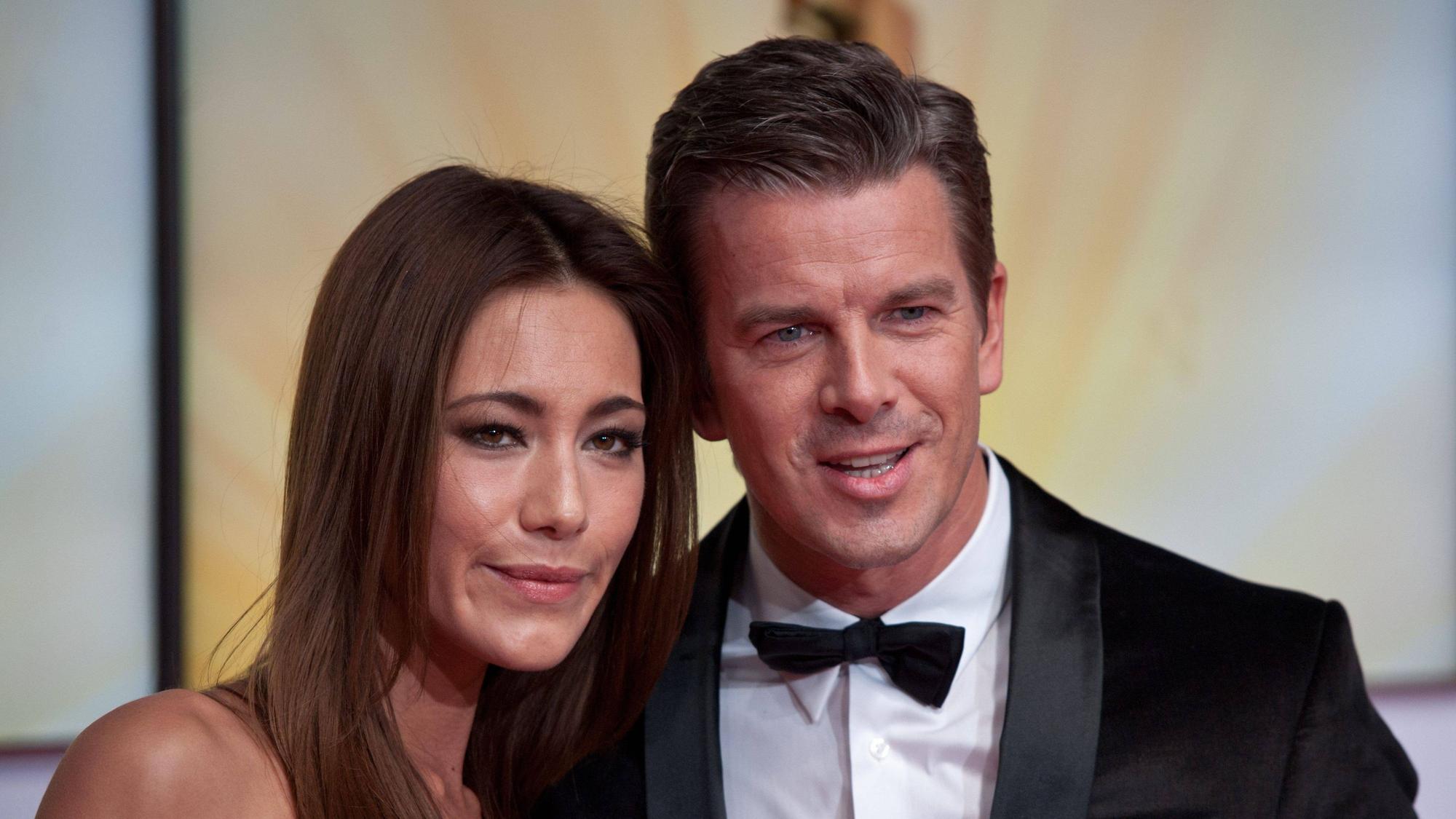 Angela und Markus Lanz auf dem roten Teppich der Goldenen Kamera 2013.