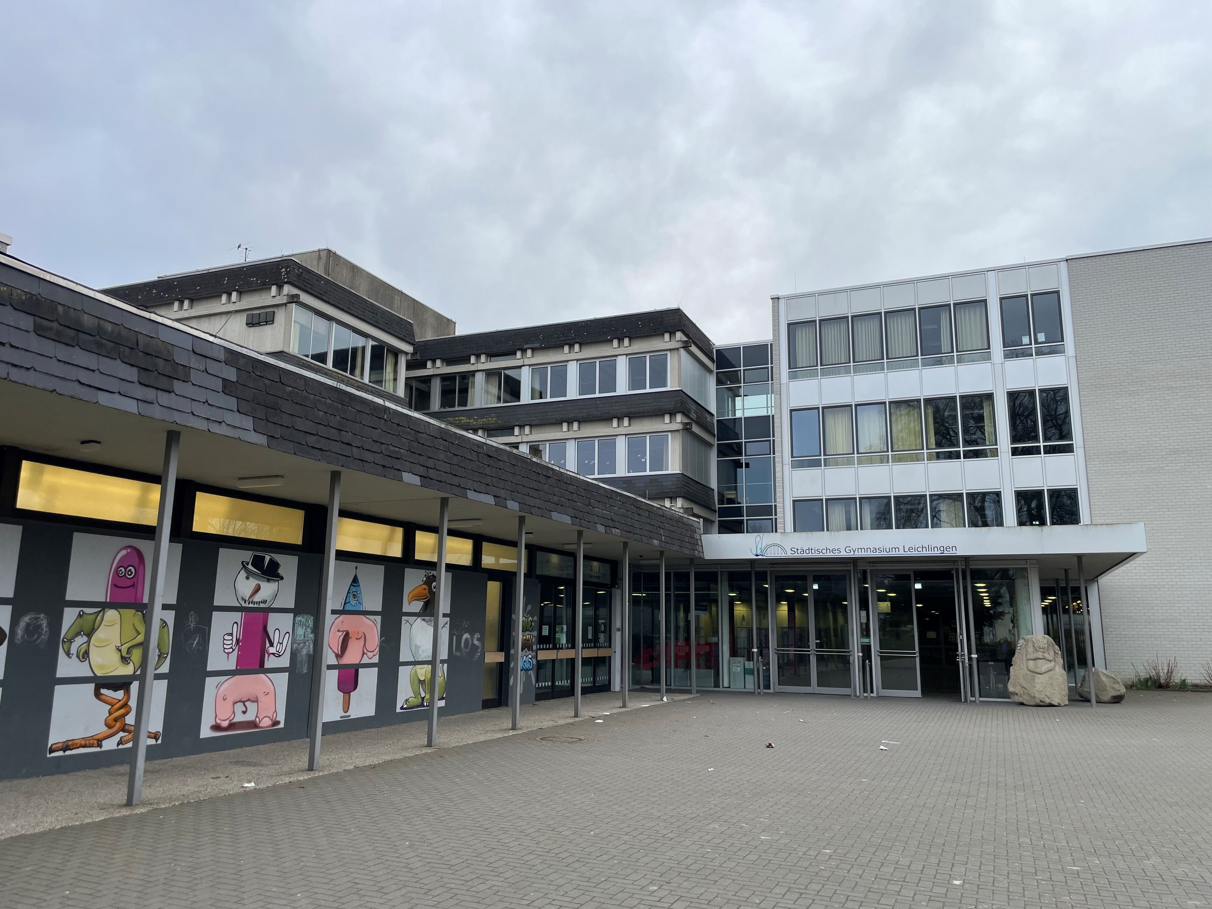 Ein Übergangsgebäude soll die Oberstufe während der Bau- und Sanierungsarbeiten am Schulzentrum aufnehmen.