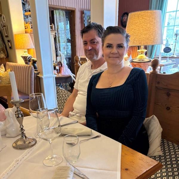 Yvonne und Peter Schmitz betreiben die Rolandsburg seit 28 Jahren.