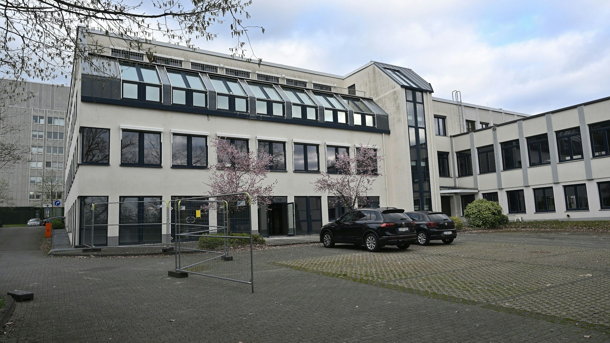 Besichtigung entkerntes AOK Gebäude und zukünftiges Stadthaus