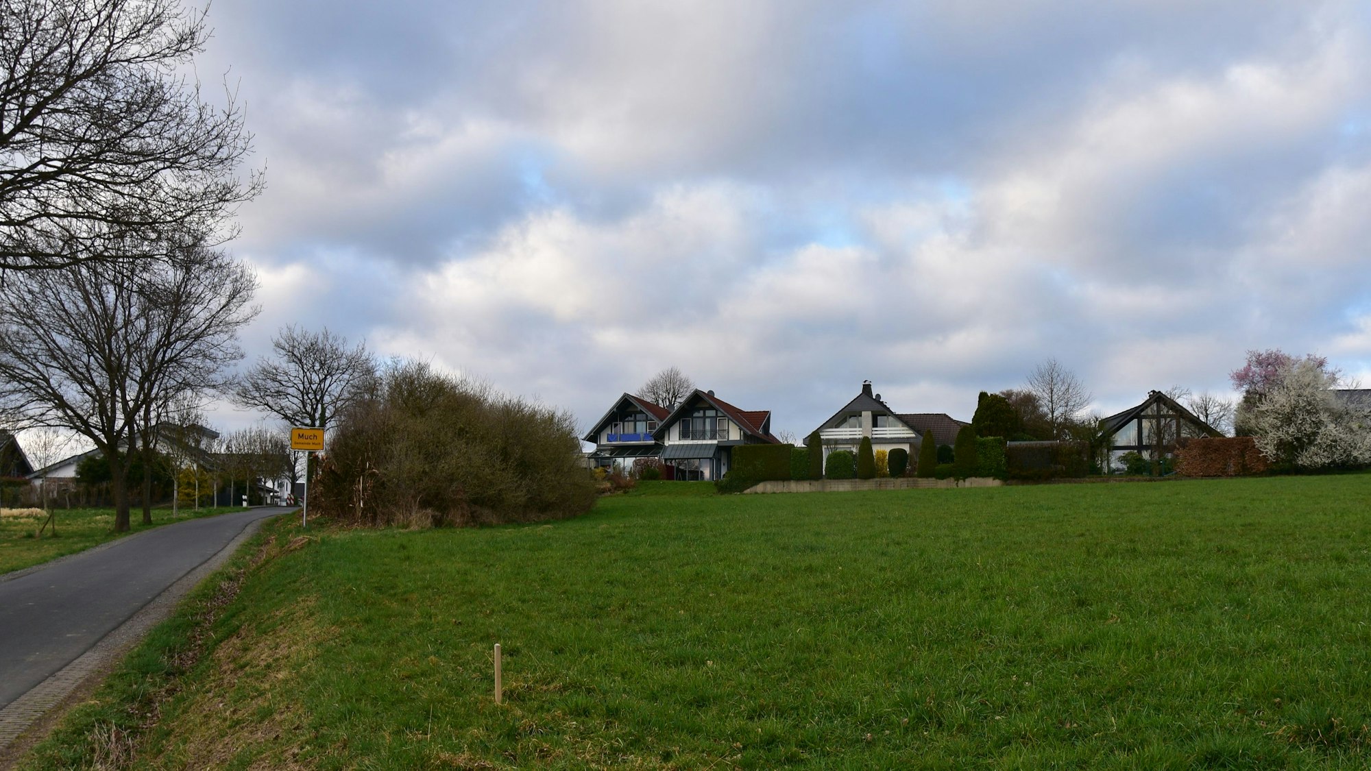 An Hang hinter der Dörrenbitze soll ein sogenanntes Klima-Quartier entstehen. Das Thema sorgt schon jetzt für Debatten.