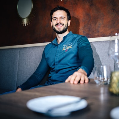Entspannter Sternekoch: Marlon Rademacher in seinem Restaurant „La Cuisine Rademacher“.