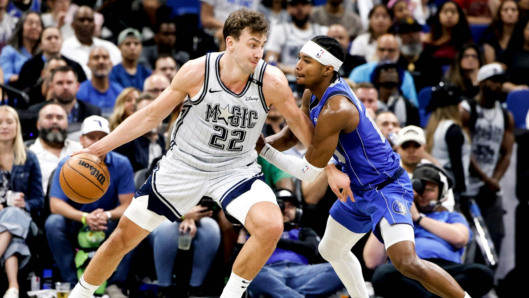 NBA-Profi Franz Wagner (Nr. 22) von den Orlando Magic kommt mit der deutschen Basketball-Nationalmannschaft im August nach Köln.