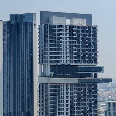 Vom Erdbeben beschädigtes Gebäude in Bangkok.