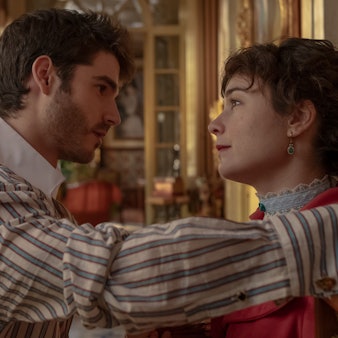 MANUAL PARA SEÑORITAS. Álvaro Mel as Santiago, Nadia de Santiago as Elena in episode 04 of MANUAL PARA SEÑORITAS. Cr. Manuel Fernández Valdes/NETFLIX 2024