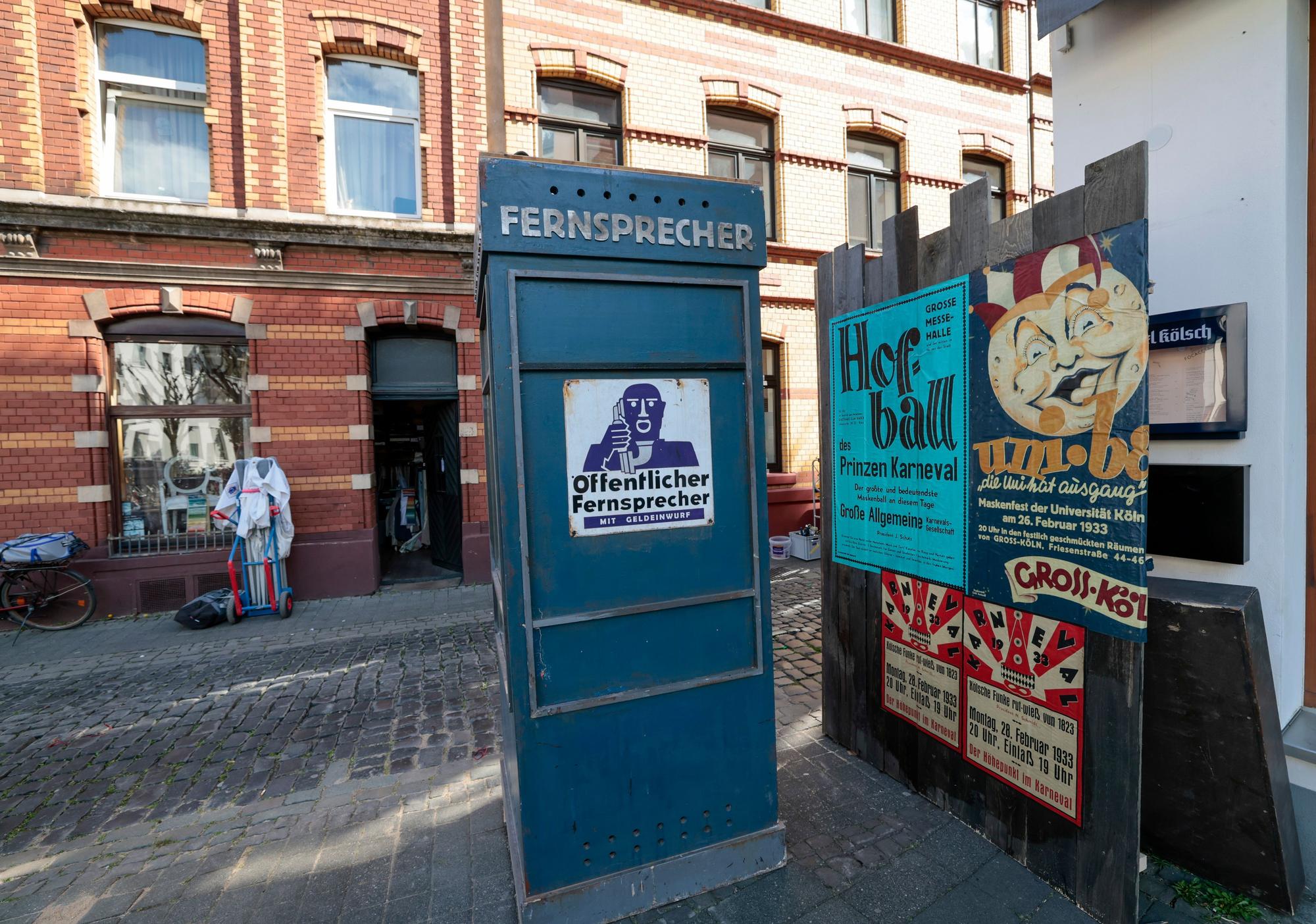 Auch ein Fernsprecher wurde aufgebaut.