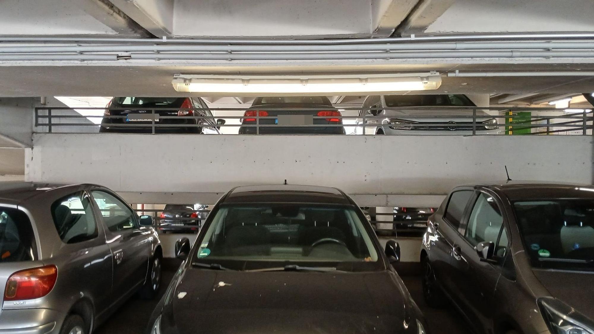 Parken in Siegburg, Parkhaus des ehemaligen Kaufhofs