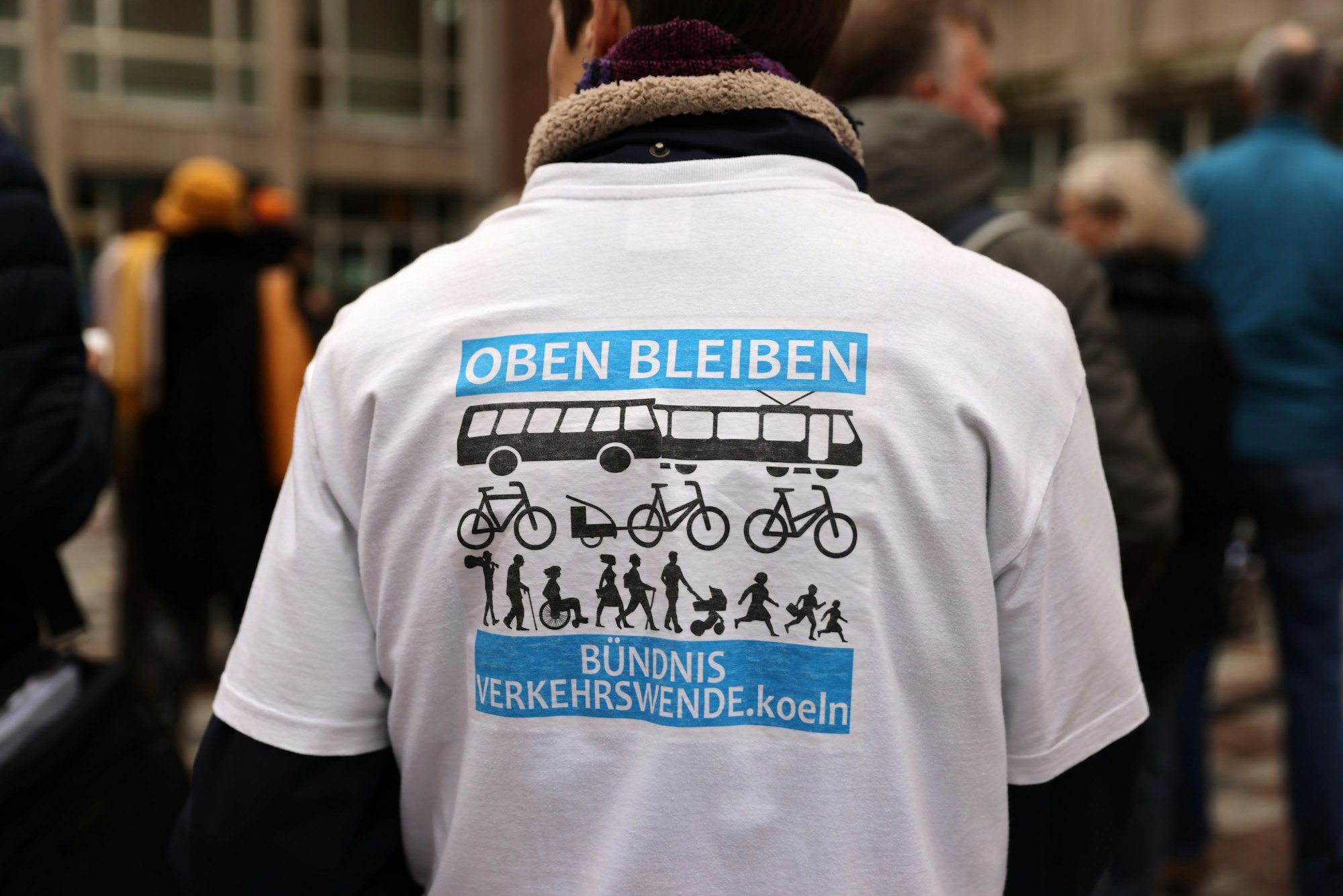 Demo gegen die Ost-West-Bahn