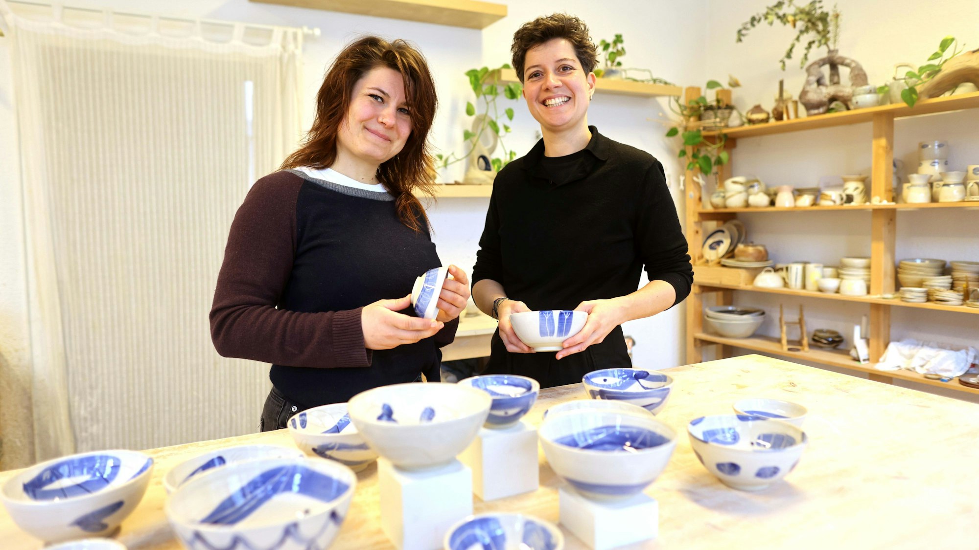 Köln, RSK, IJ-Caramics, mit Isabella Bistein (l.) und Joanna Stange