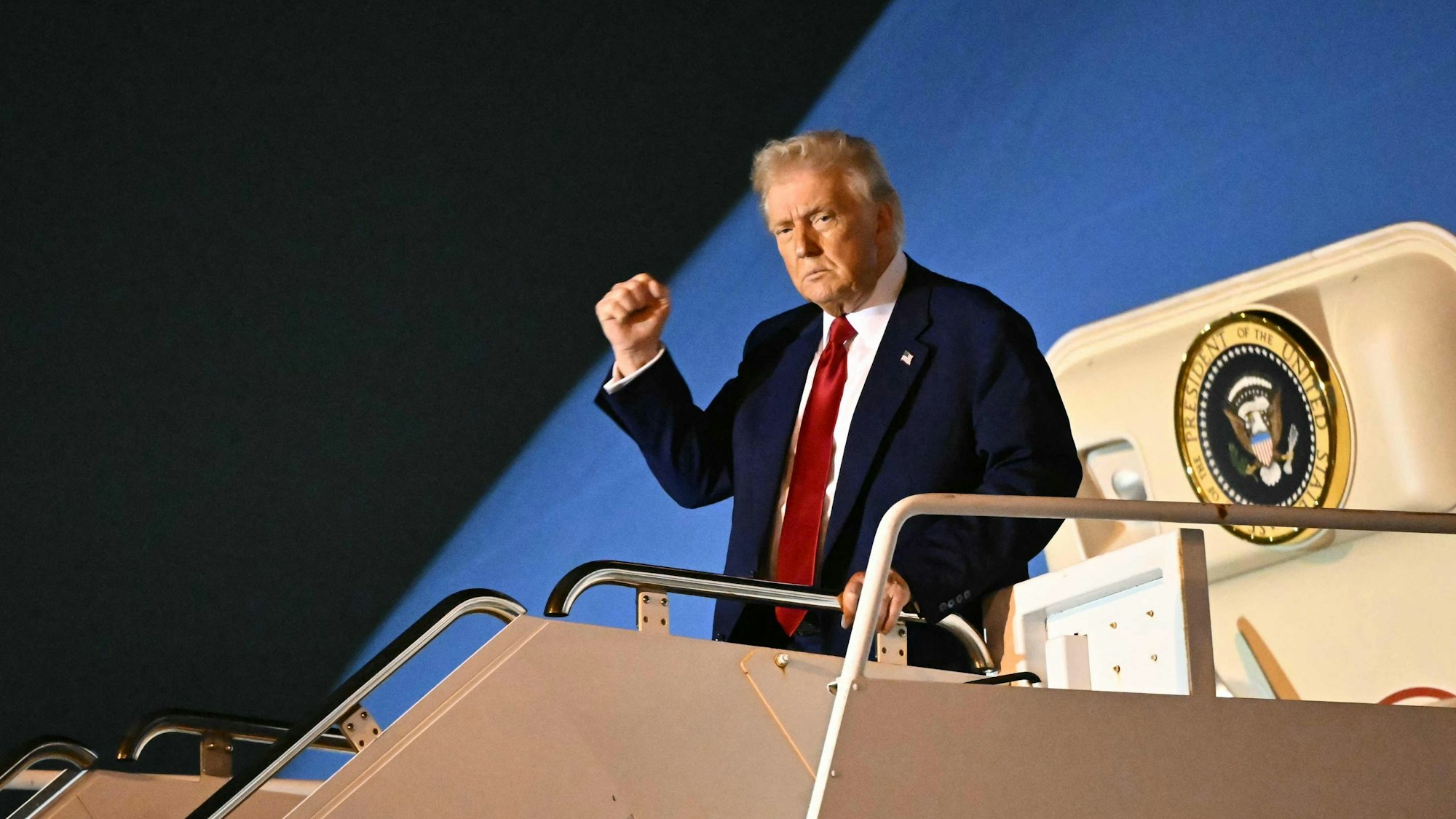 US-Präsident Donald Trump bei seiner Ankunft in Palm Beach im US-Bundesstaat Florida. (Archivbild)