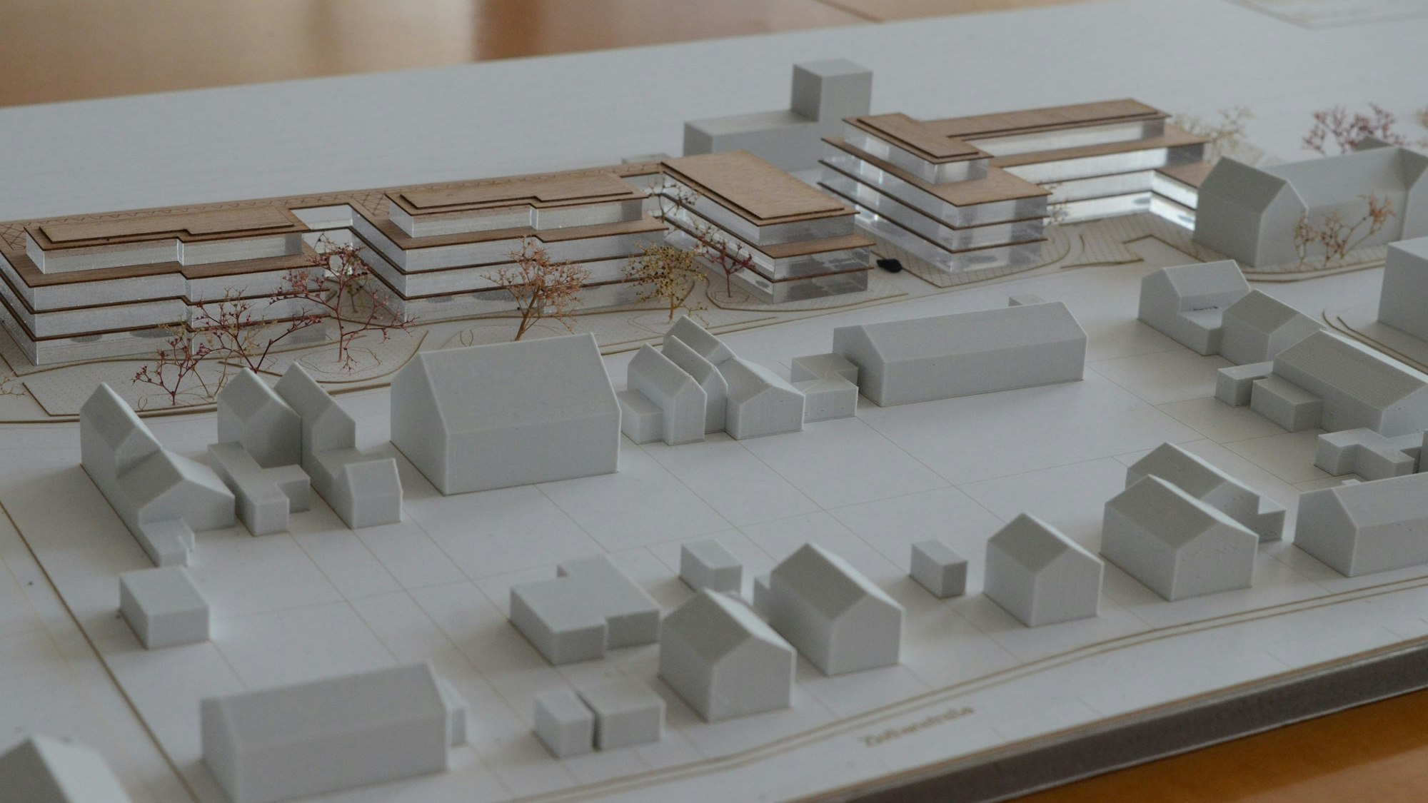 Troisdorf Troisdorf, für das Gelände der alten Bahnschule in Oberlar liegen Pläne zur Nachnutzung vor; das alte Backsteingebäude wird in das Neubau-Quartier integriert