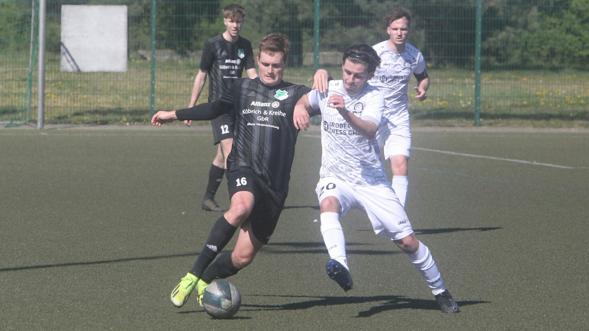 Moritz Müller und Noah Meyer