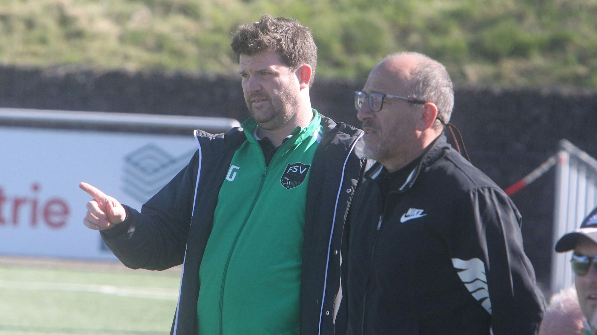 FSV-Coach Christoph Gerlach (links) sprach von einem schmeichelhaften Punkt.