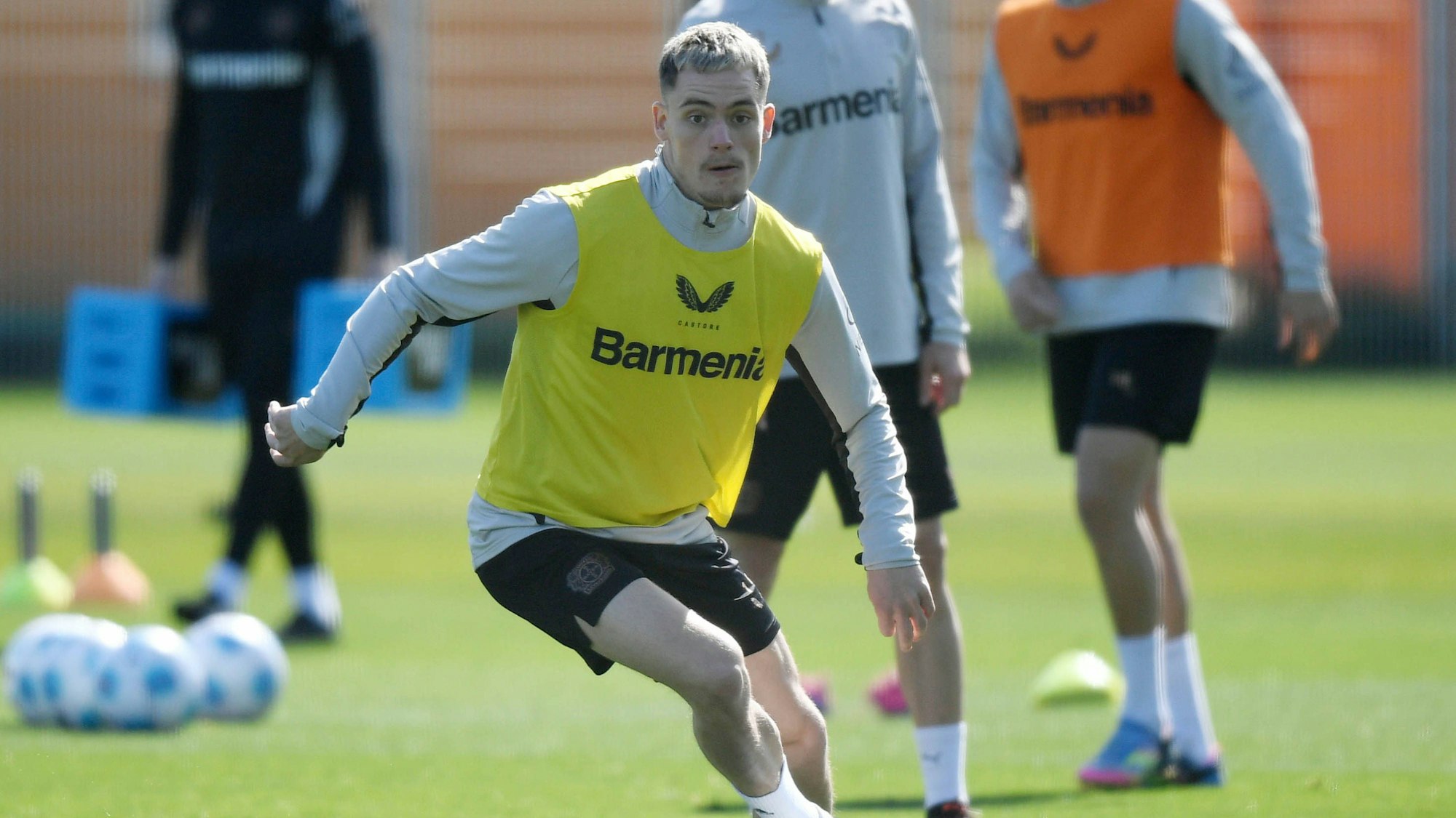 Zurück auf dem Platz: Florian Wirtz ist am Dienstag ins Mannschaftstraining von Bayer 04 Leverkusen eingestiegen.