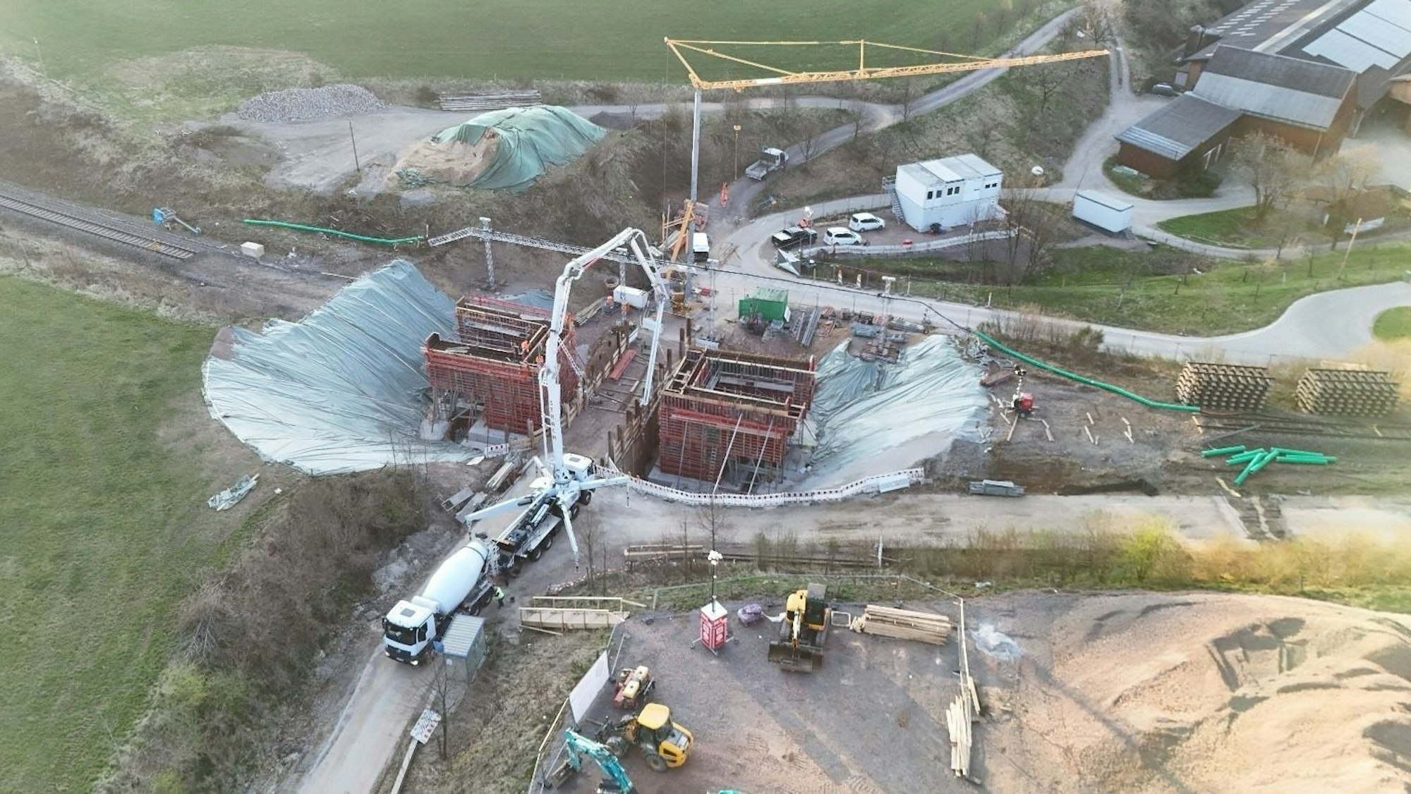 Blick aus der Vogelperspektive auf die Baustelle in Meinerzhagen.