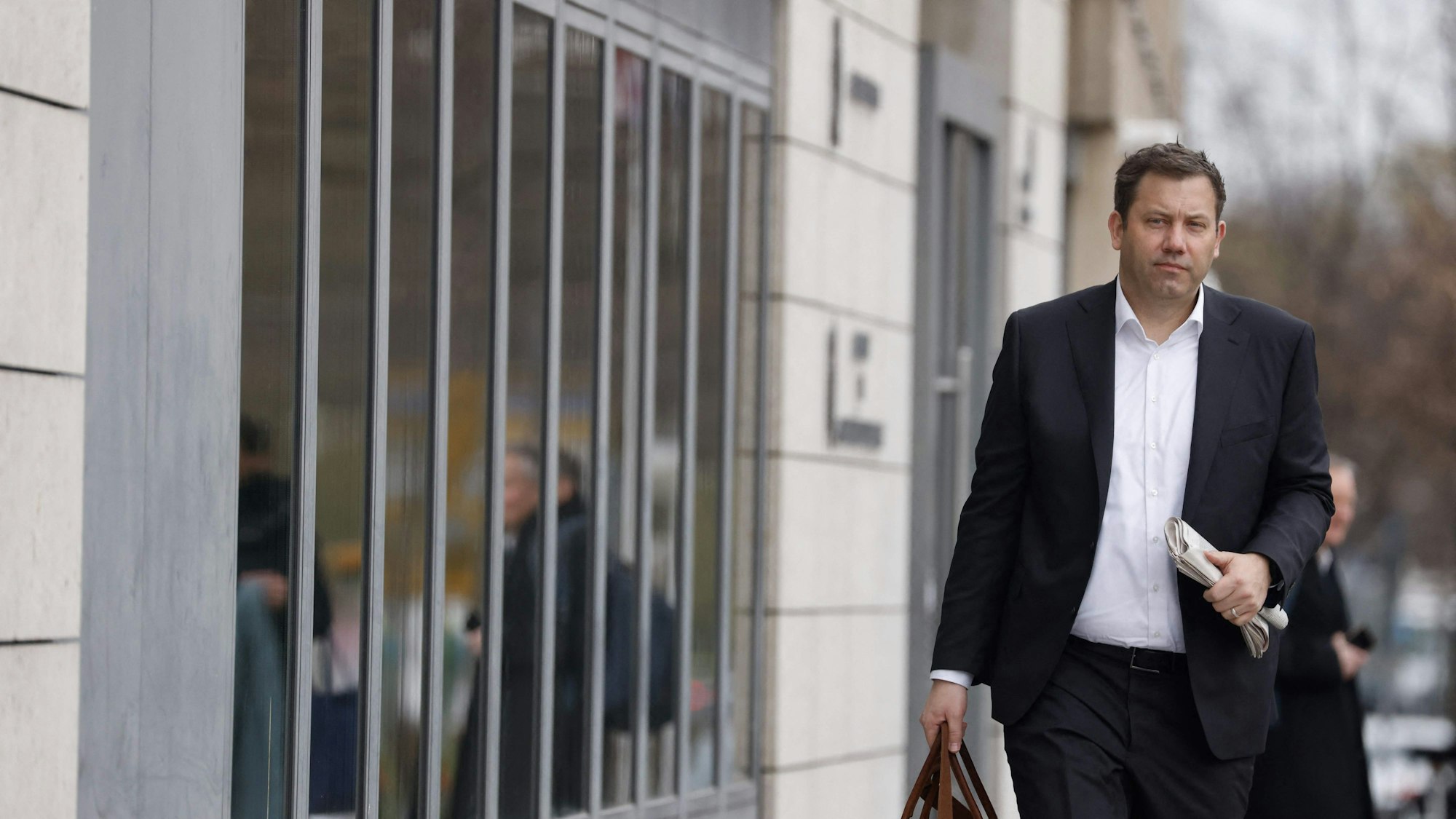 Lars Klingbeil kommt am 8. April zu Koalitionsgesprächen nach Berlin.