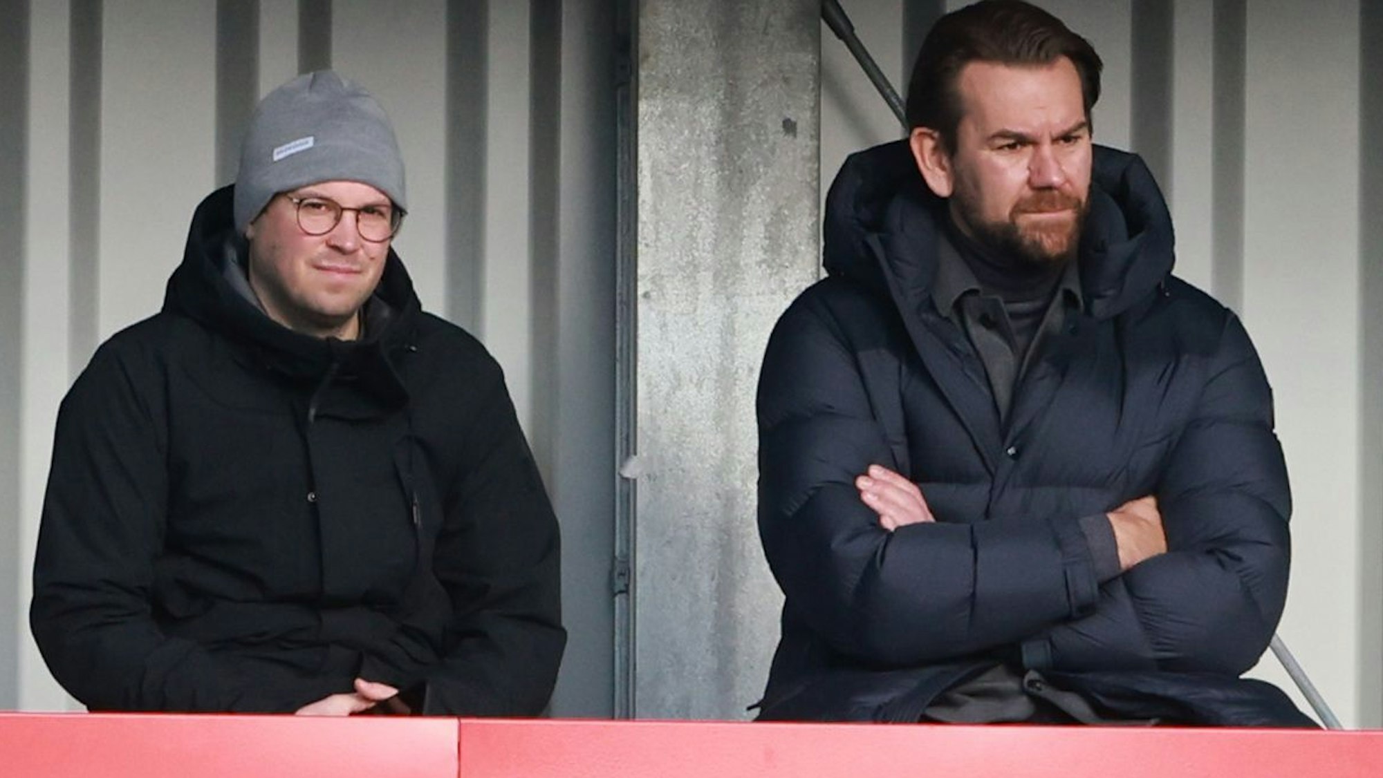 Testspiel im Franz-Kremer-Stadion, 1. FC Köln vs. Alemannia Aachen, von links: Martin Schulz, Thomas Kessler (1. FC Köln), 26.11.2024, Bild: Herbert Bucco