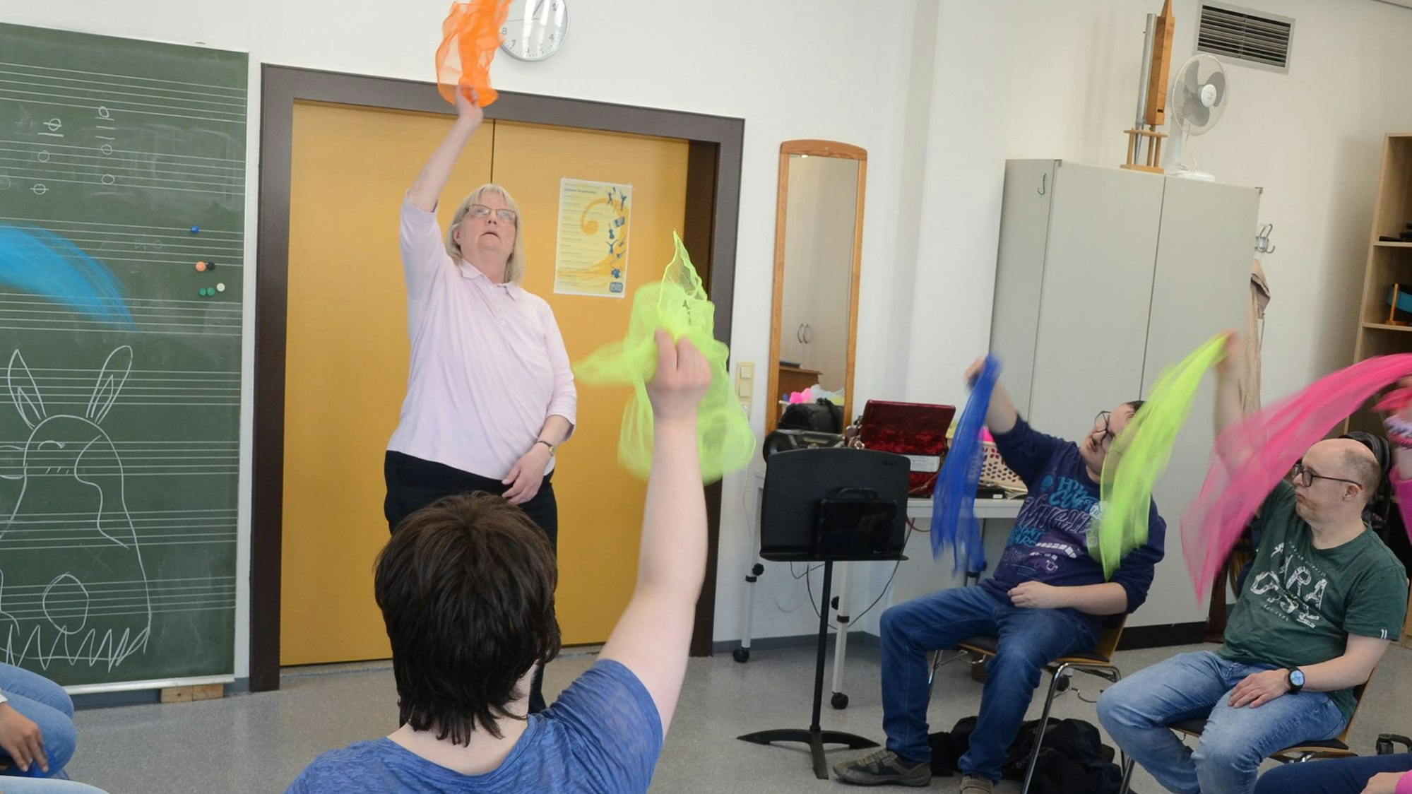 Ilona Bindhammer ist Leiterin der Fachbereichs Musik für Menschen mit Behinderung an der städtischen Musikschule Sankt Augustin.